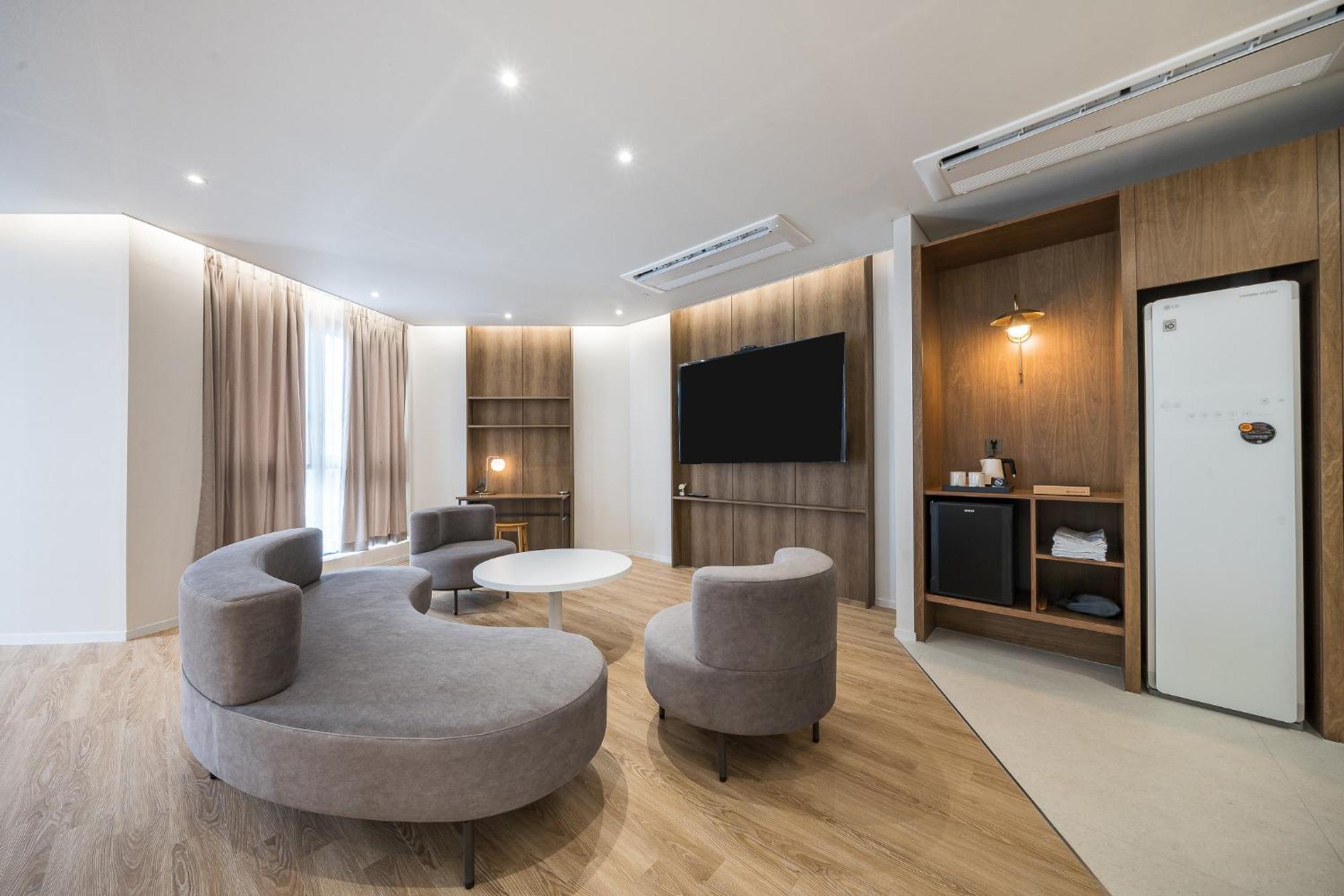 Brown Dot Hotel 창원 외부 사진